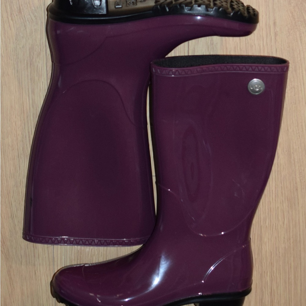 UGG Womens Tall Rain Boots Size 9